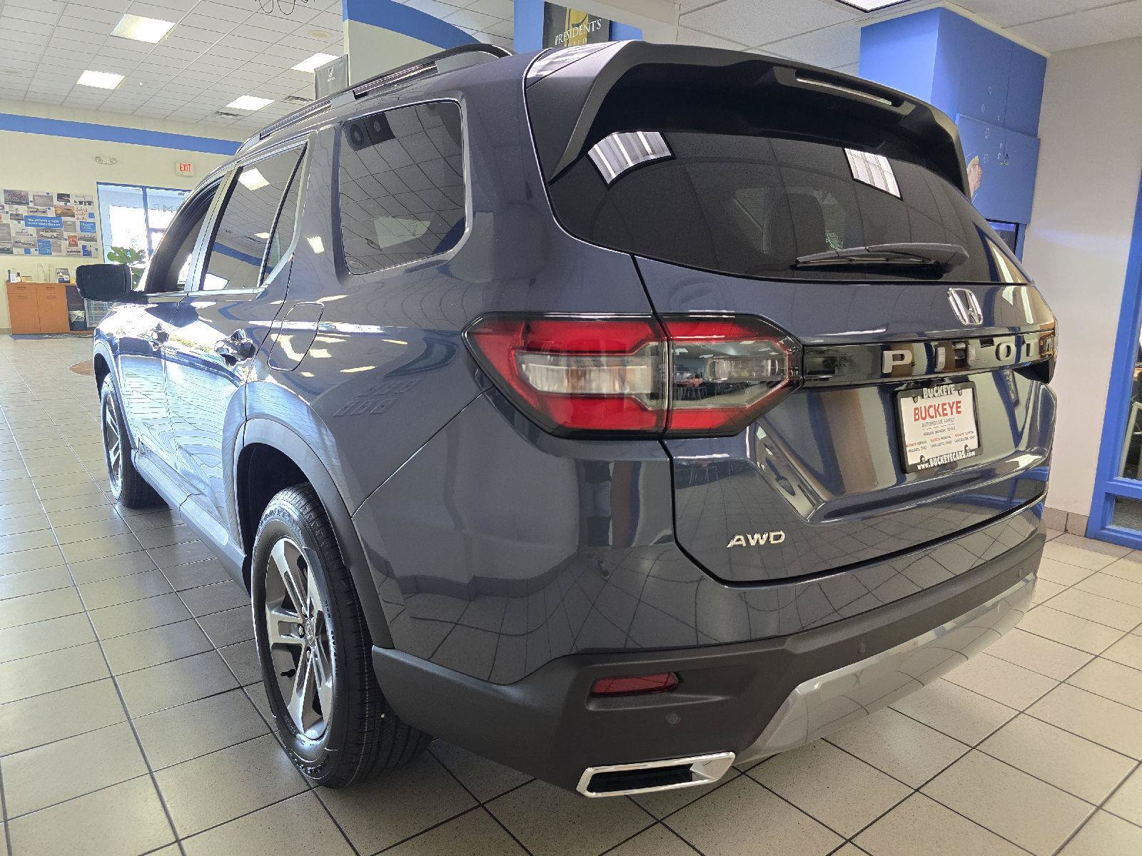 New 2026 Honda Pilot EX-L image 5