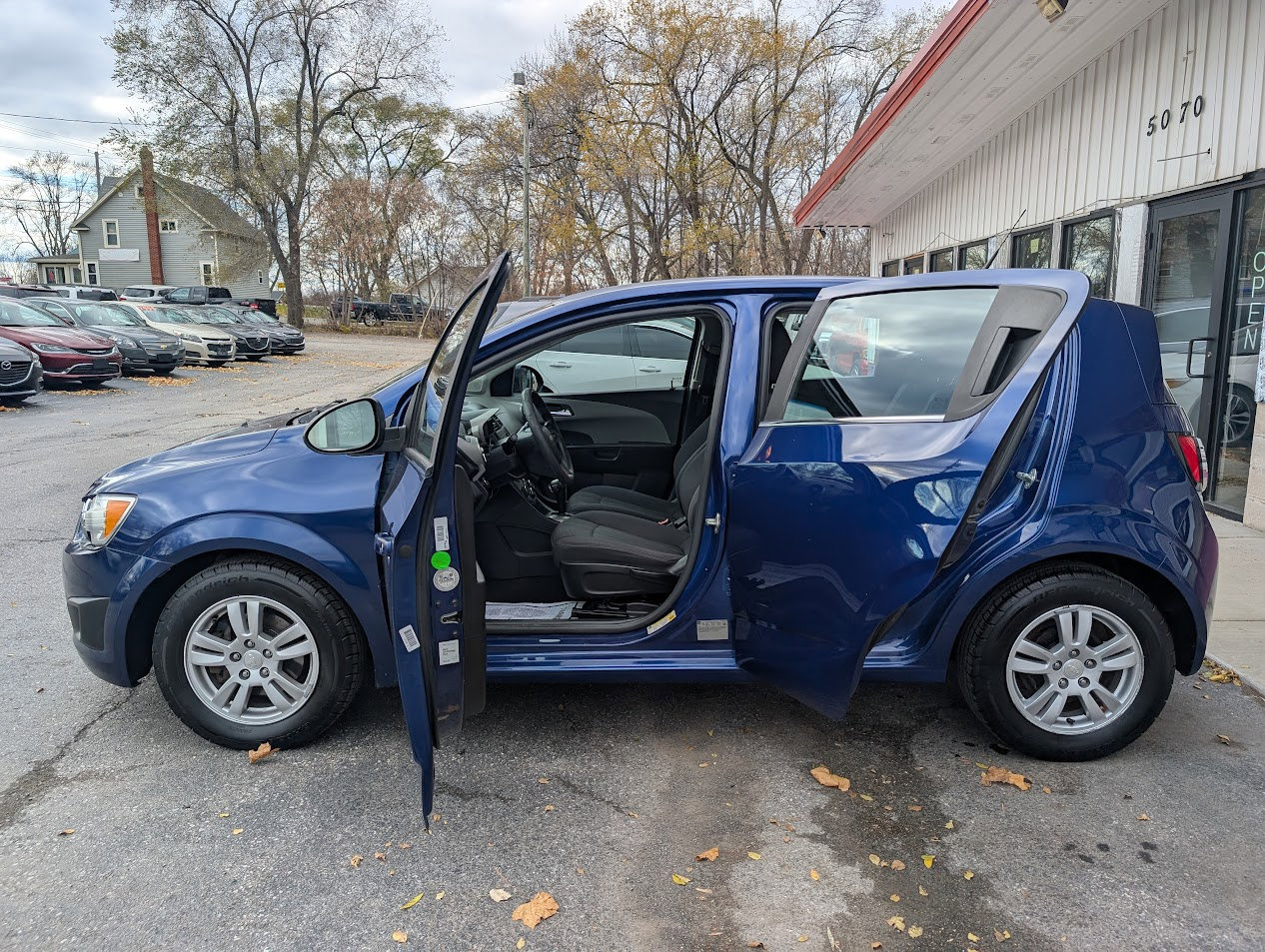 Used 2013 Chevrolet Sonic LT image 5