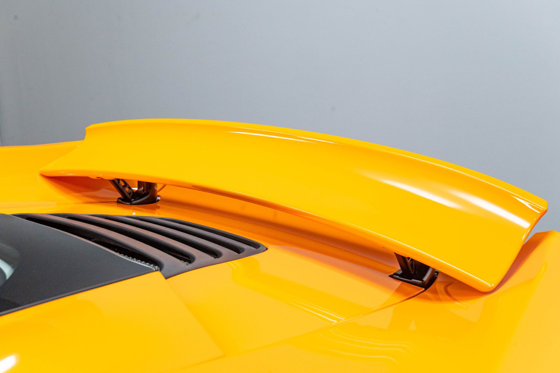 Used 2015 McLaren 650S Spider RWD image 71