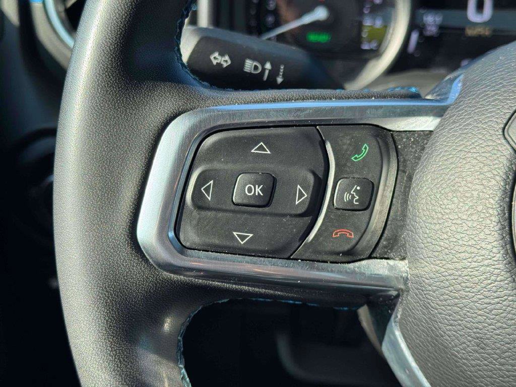 Used 2024 Jeep Wrangler High Altitude AWD/4WD image 25
