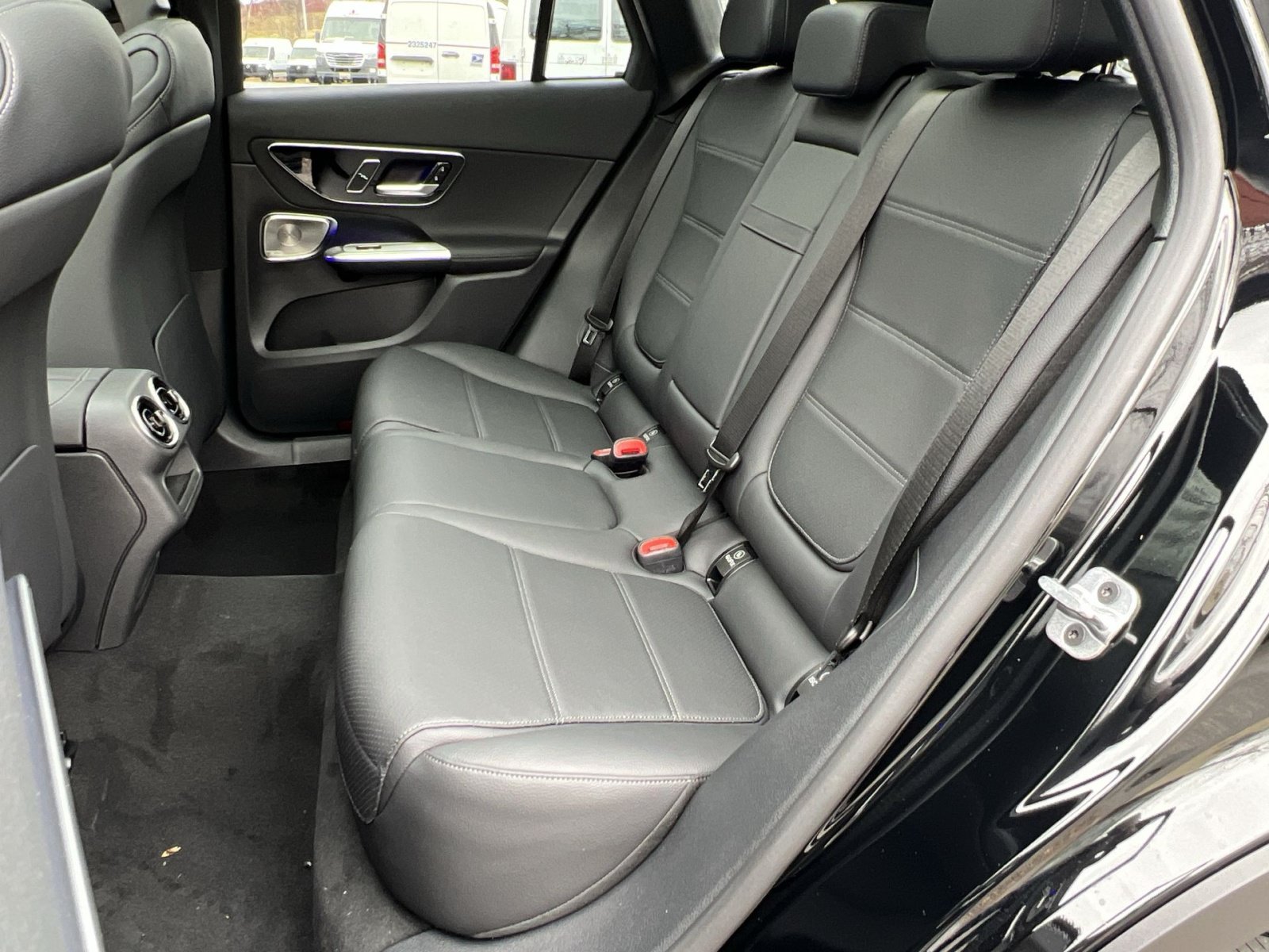 Used 2026 Mercedes-Benz GLC 300 4MATIC image 23