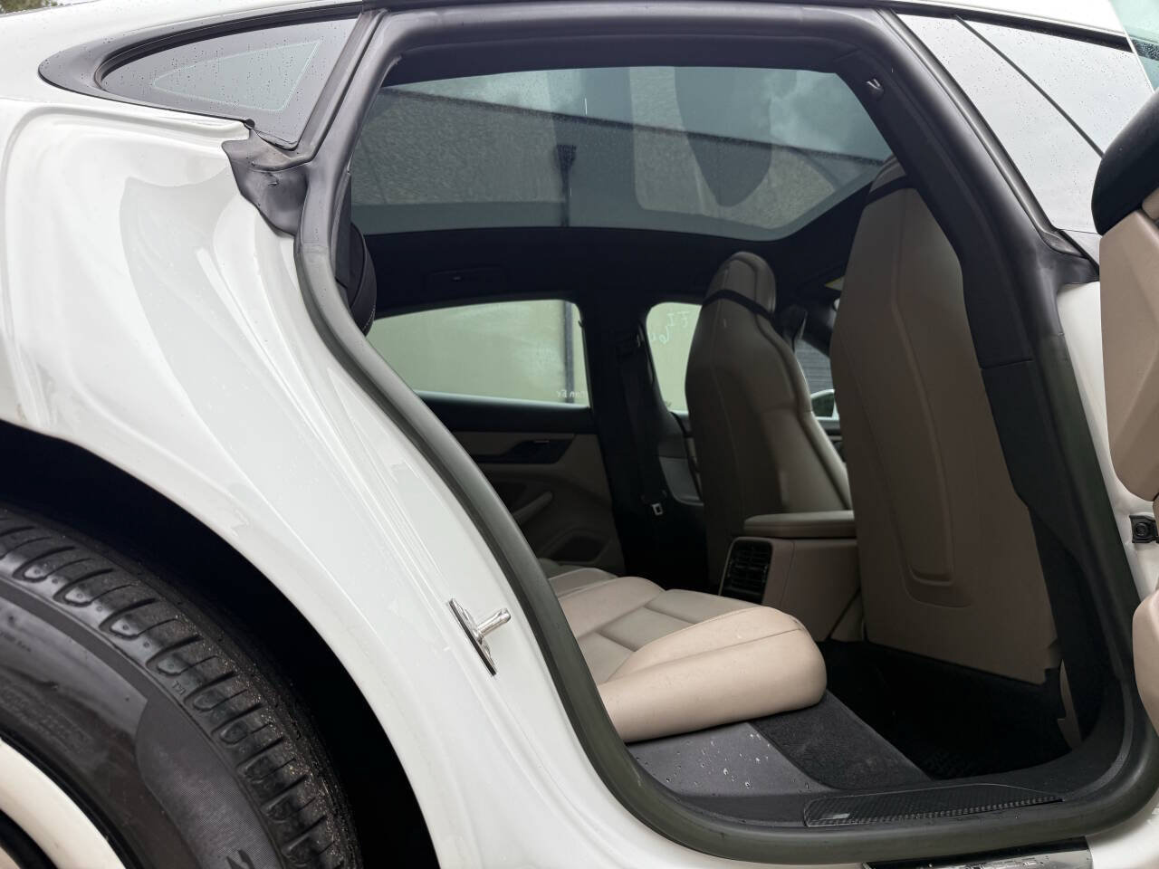 Used 2022 Porsche Taycan RWD image 25
