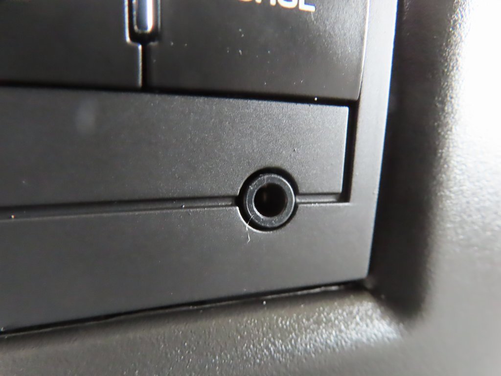 Used 2023 GMC Savana 2500 w/ Driver Convenience Package image 9