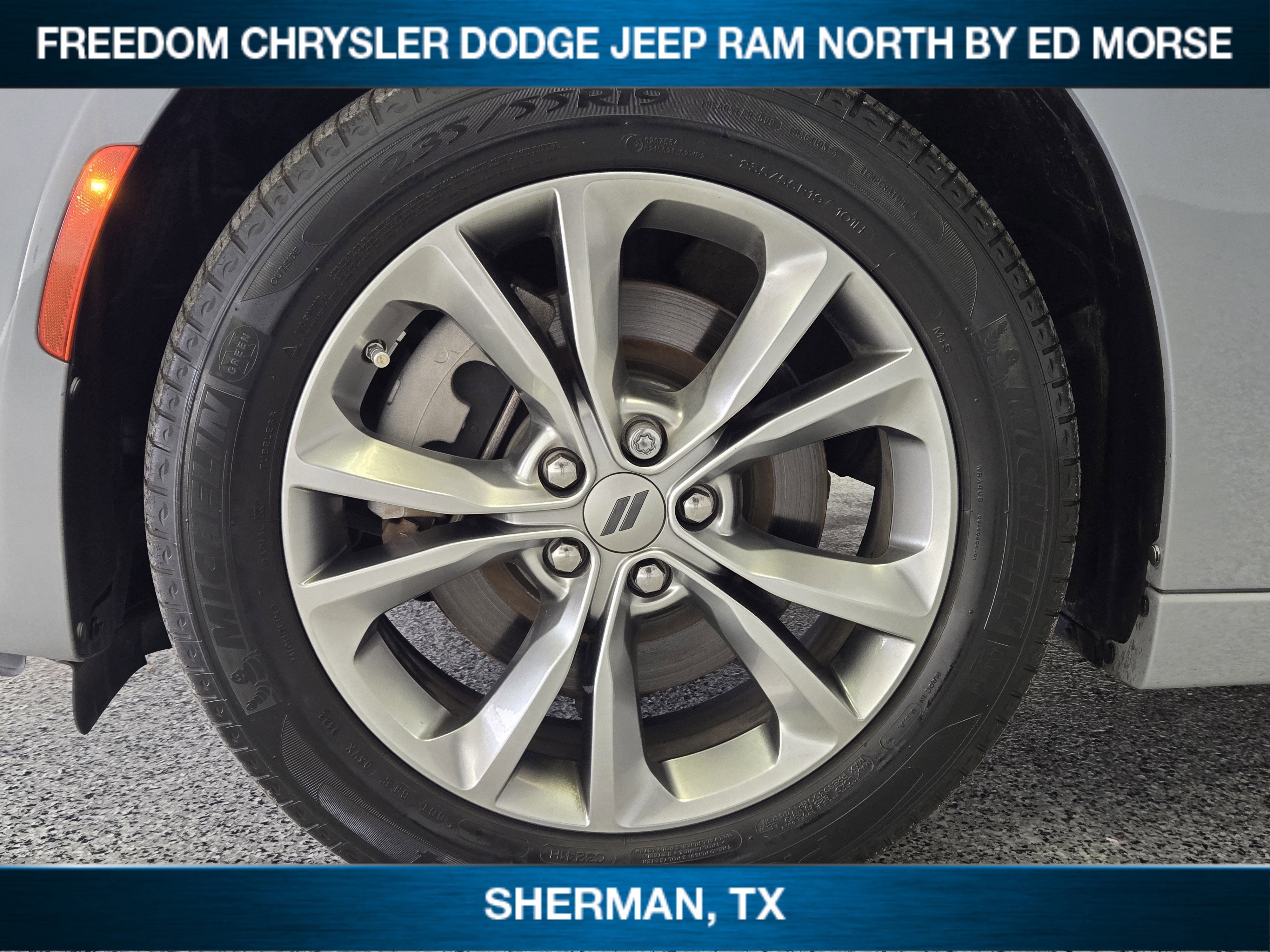 Certified 2022 Dodge Charger SXT w/ Navigation & Travel Group image 7