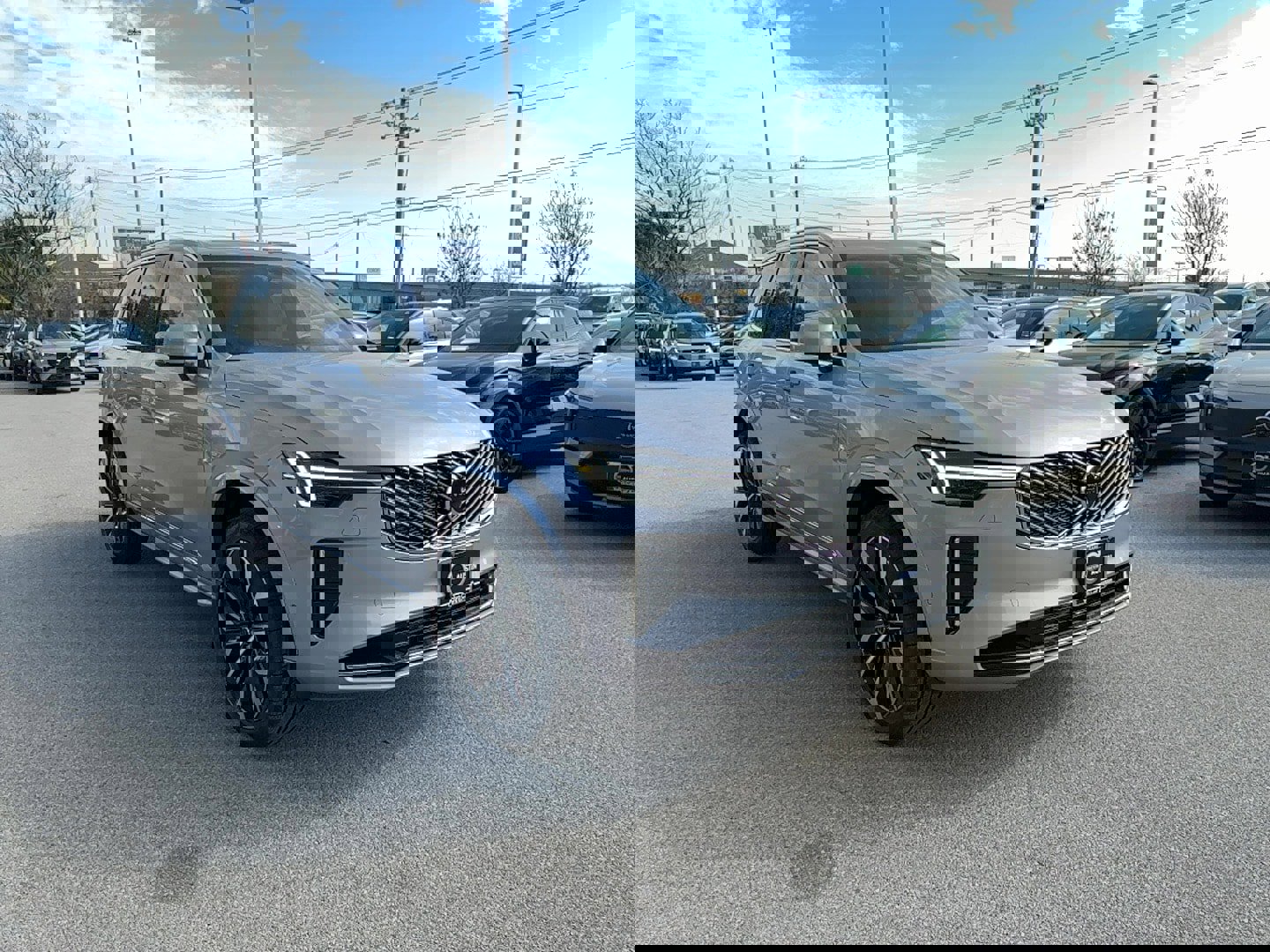 New 2026 Volvo XC90 T8 Ultra w/ Lounge Package image 7