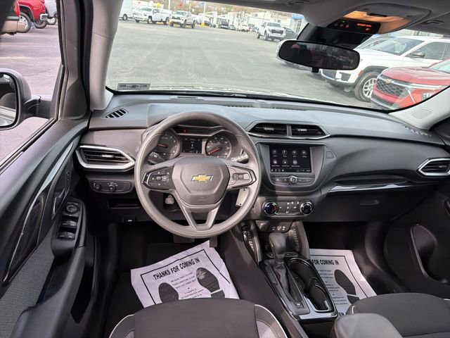 Used 2022 Chevrolet TrailBlazer LS image 11