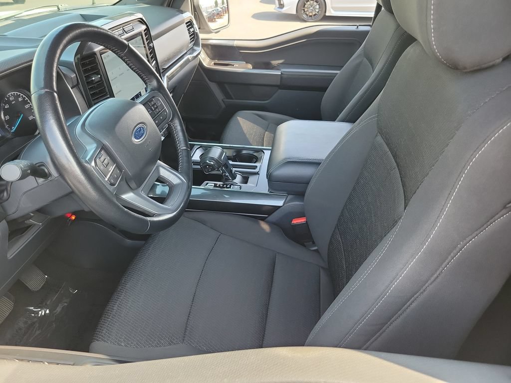 Used 2022 Ford F150 XLT w/ Equipment Group 302A High AWD/4WD image 3