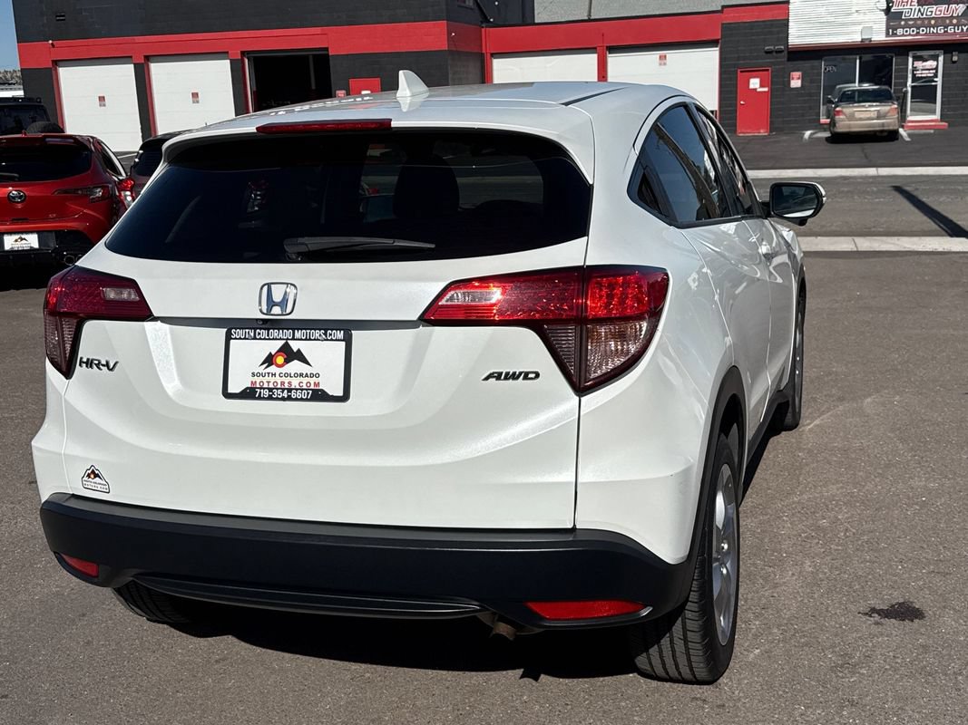 Used 2016 Honda HR-V EX image 7