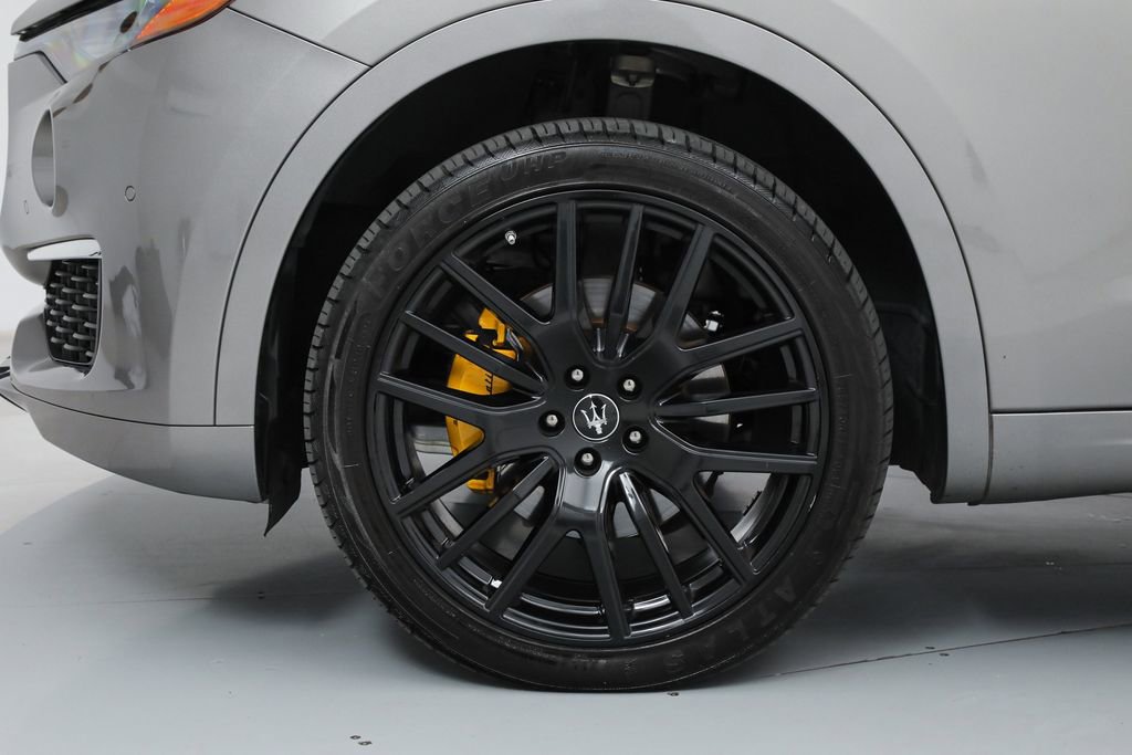 Certified 2022 Maserati Levante GT image 25