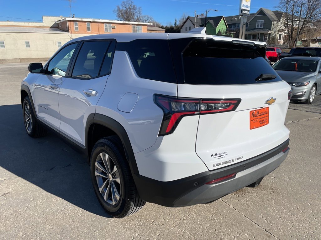Used 2025 Chevrolet Equinox LT image 13