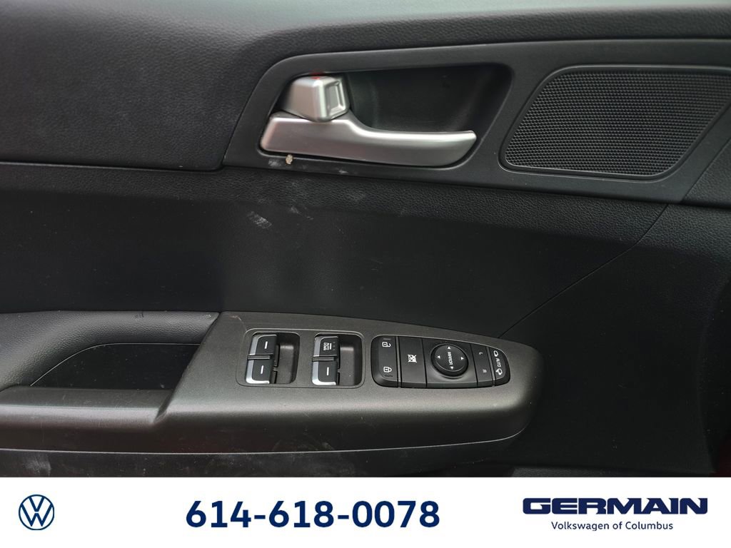 Used 2022 Kia Sportage LX w/ LX AWD Value Edition Package image 32