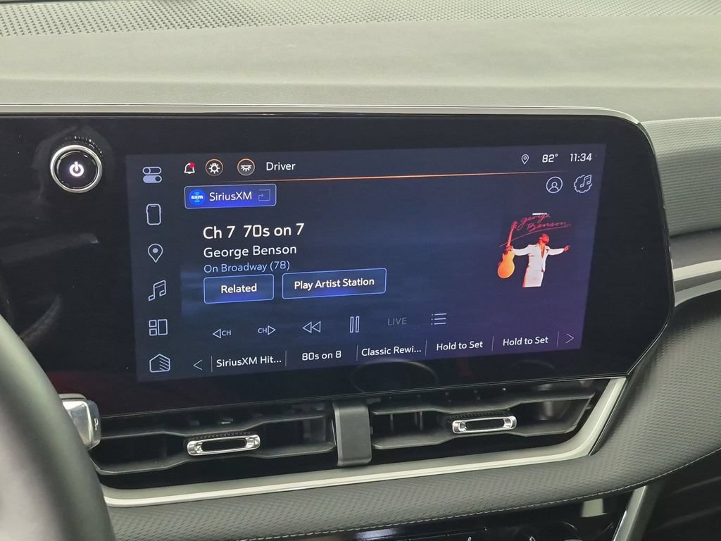 Certified 2025 Chevrolet Equinox LT FWD image 24