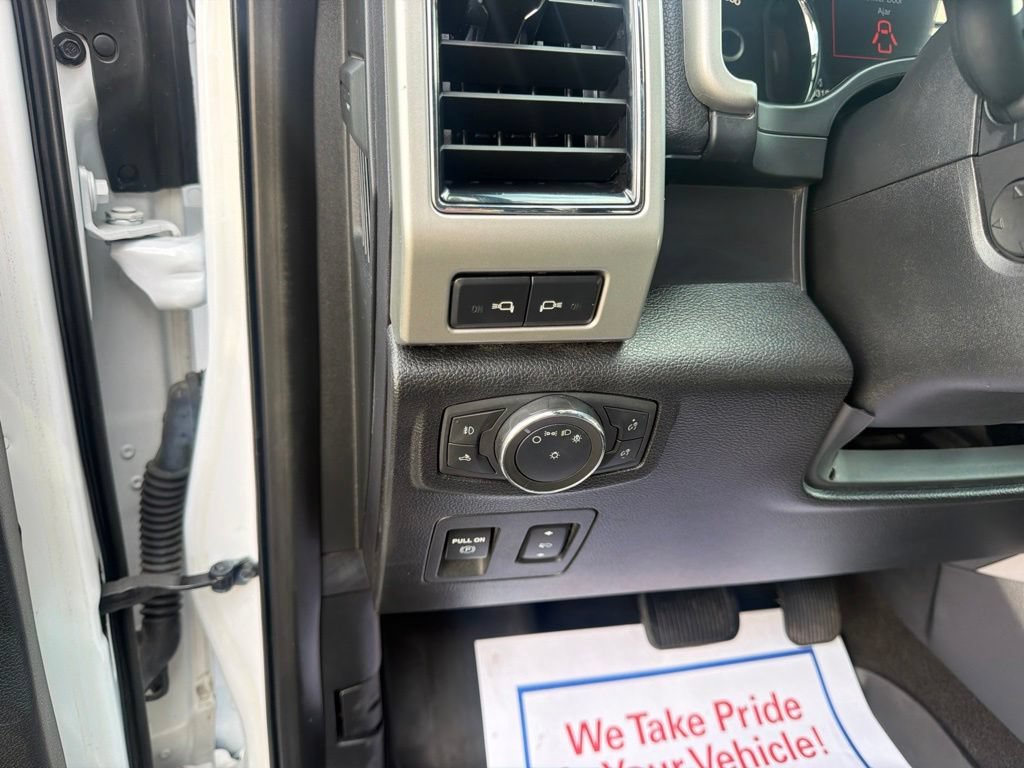 Used 2020 Ford F150 Lariat w/ Equipment Group 502A Luxury AWD/4WD image 26