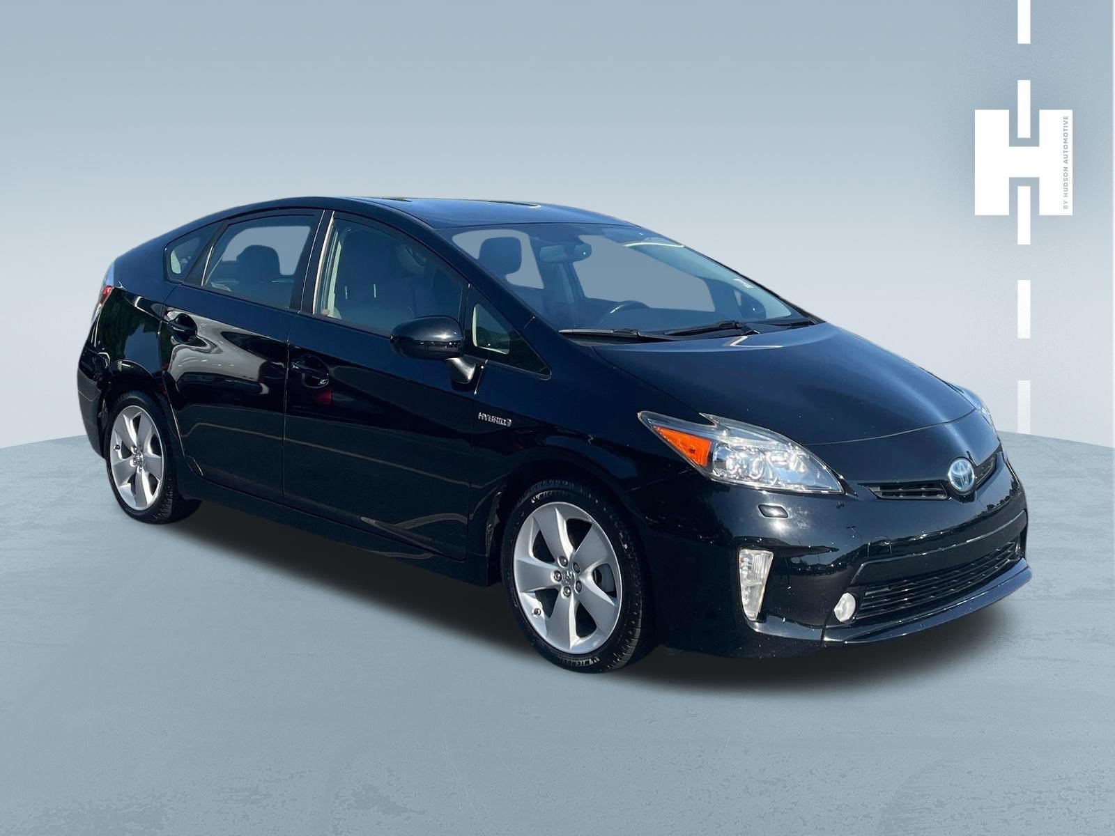 Used 2014 Toyota Prius Five w/ Advanced Technology Package
