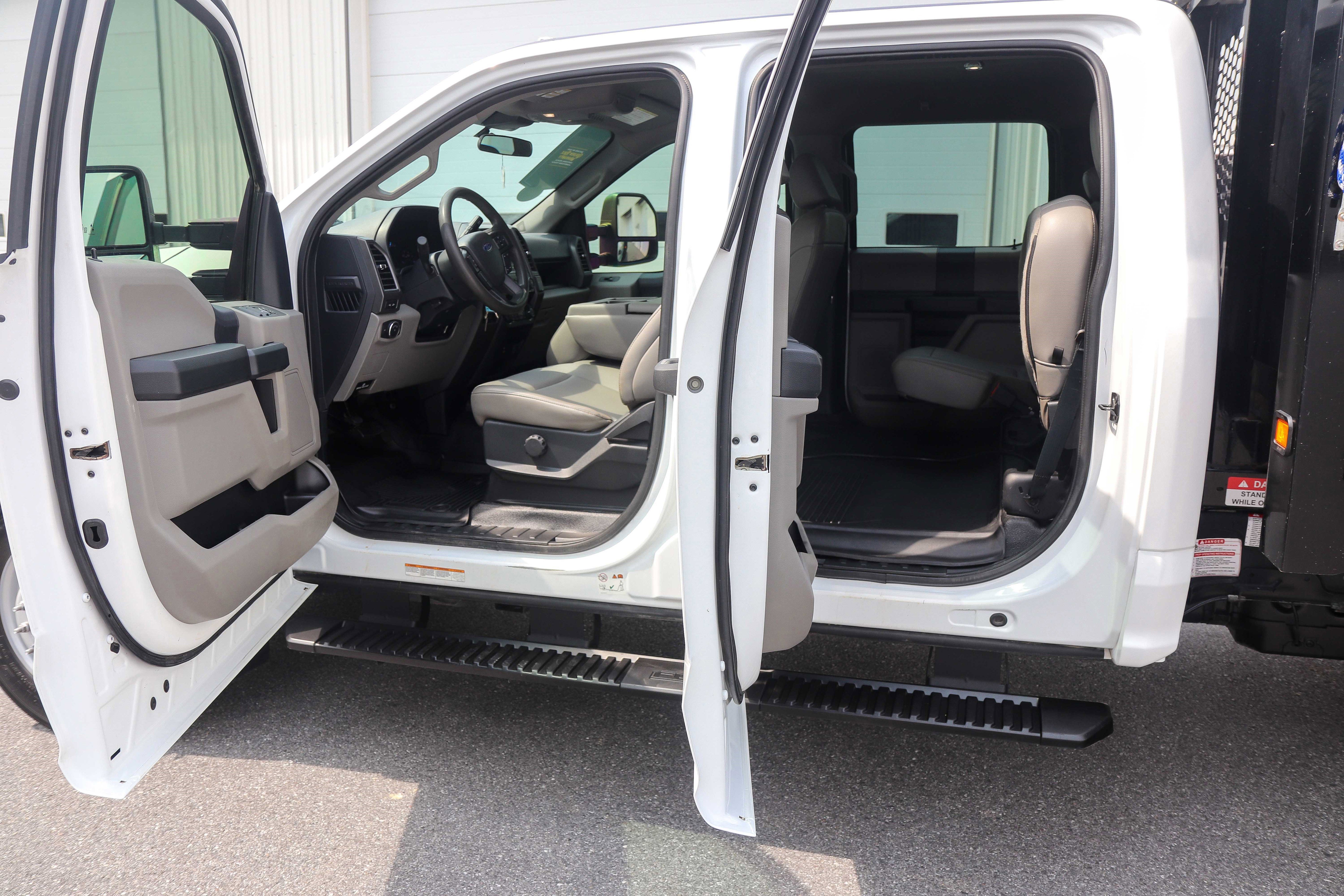 Used 2022 Ford F450 XL w/ Power Equipment Group image 19