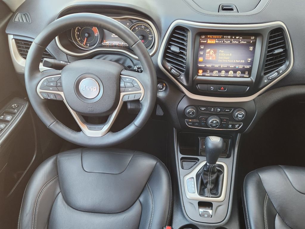 Used 2016 Jeep Cherokee Limited FWD image 27