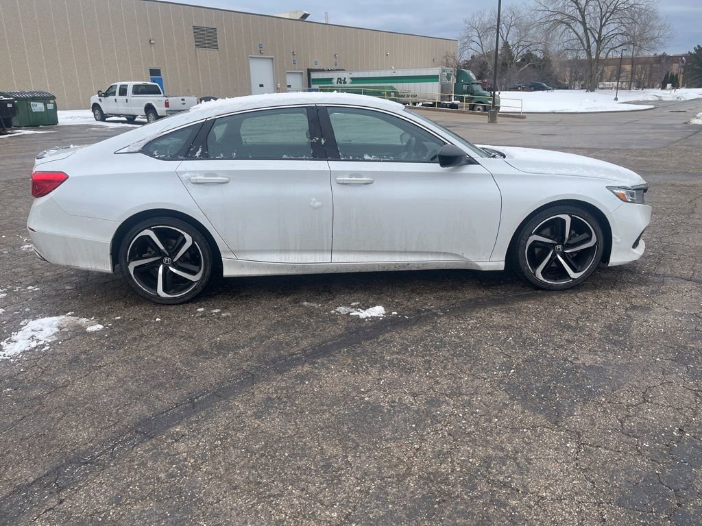 Used 2022 Honda Accord Sport image 5
