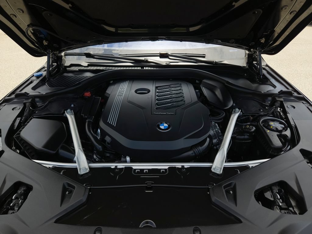 Used 2025 BMW 840i xDrive Coupe AWD/4WD image 23