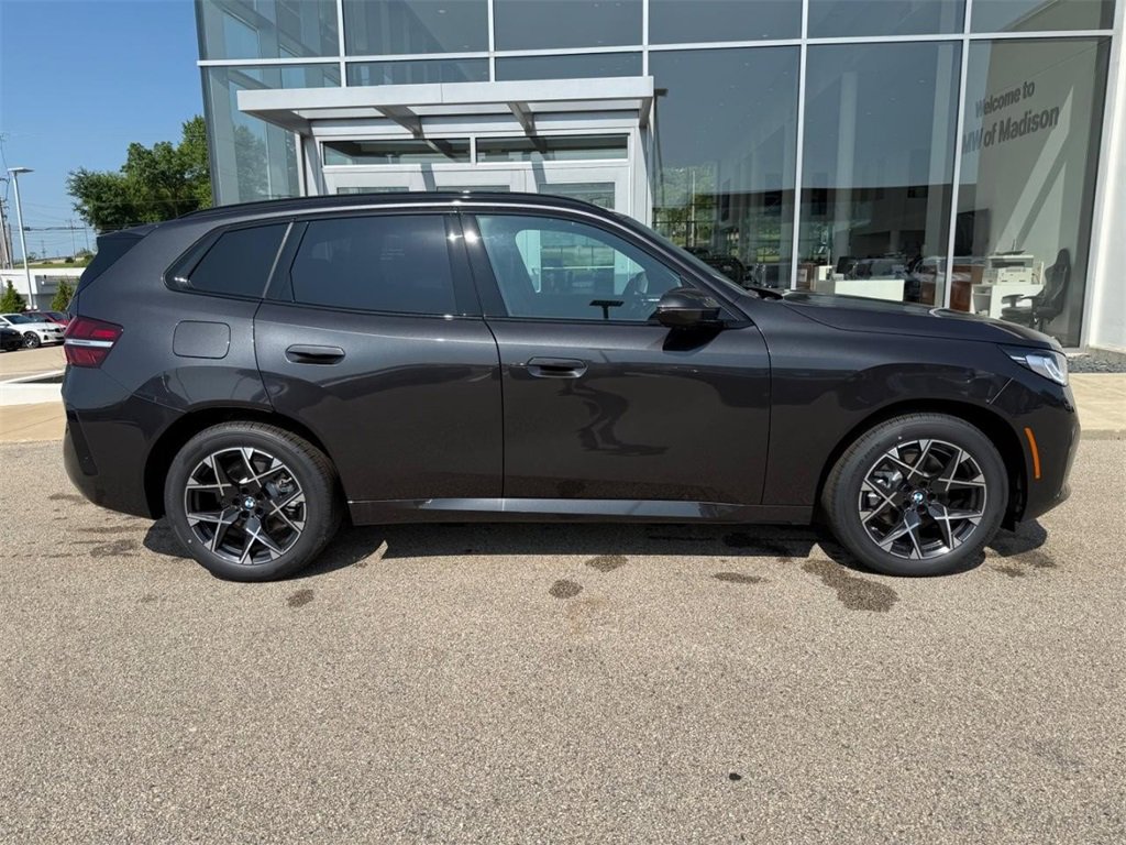 New 2025 BMW X3 xDrive30i w/ M Sport Package image 2