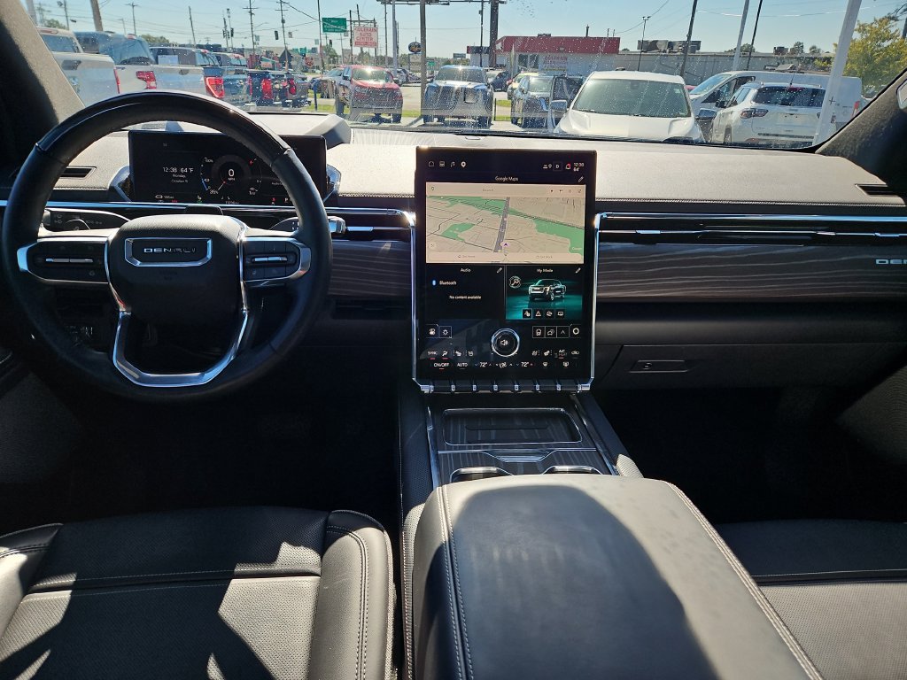 Used 2025 GMC Sierra EV Denali AWD/4WD image 12