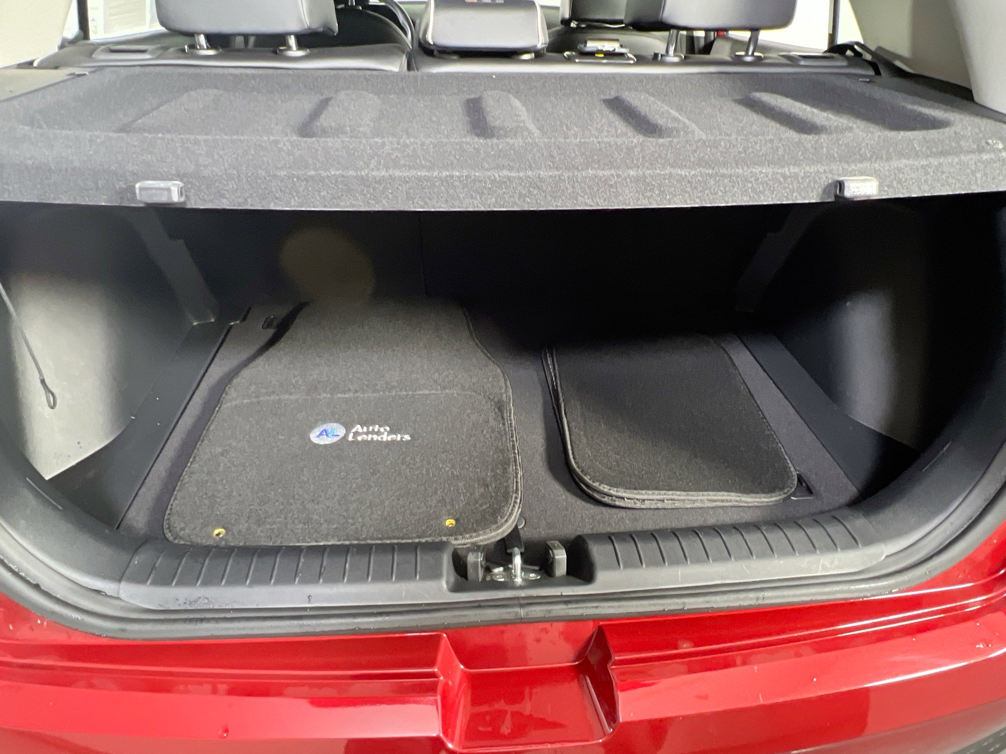 Used 2024 Hyundai Venue Limited image 24