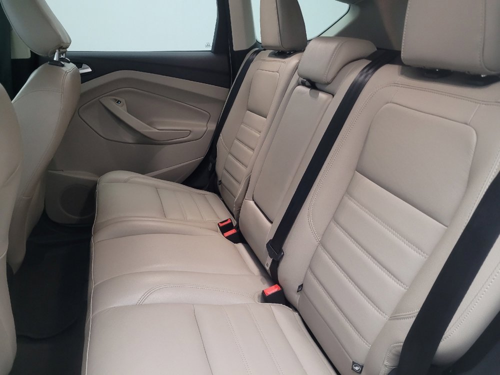 Used 2019 Ford Escape Titanium image 18