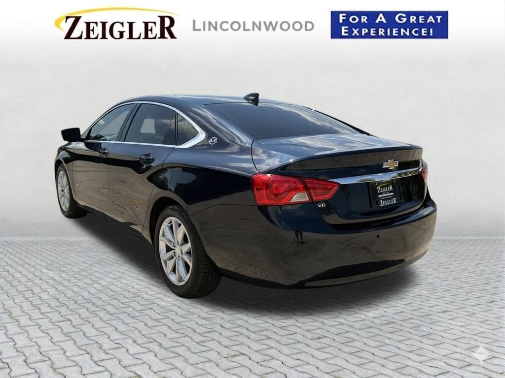 Used 2017 Chevrolet Impala LT w/ Convenience Package FWD image 4