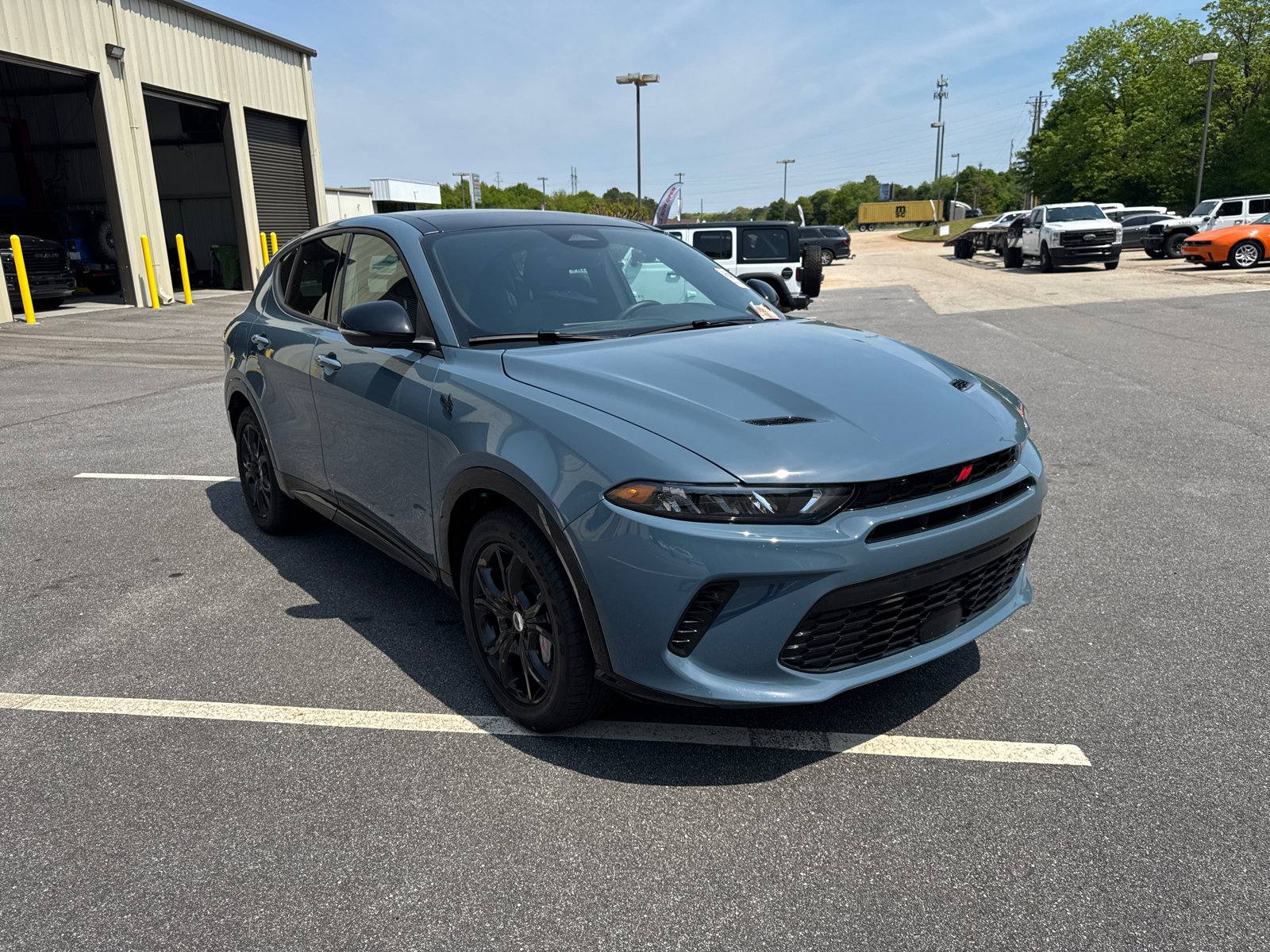 Used 2025 Dodge Hornet R/T w/ R/T Plus Package image 3