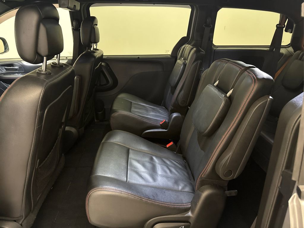 Used 2019 Dodge Grand Caravan GT image 25