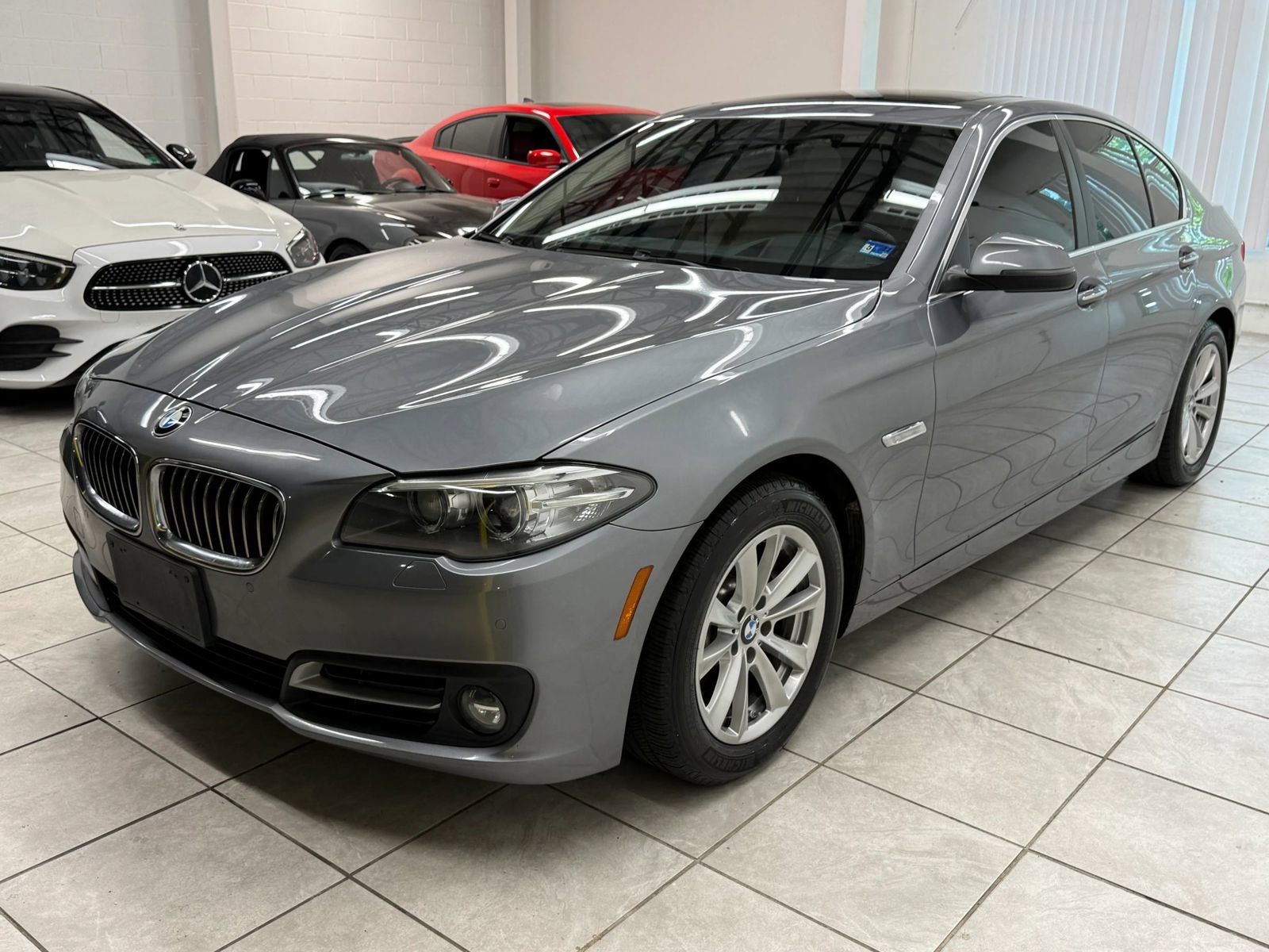 Used 2015 BMW 528i Sedan RWD image 3