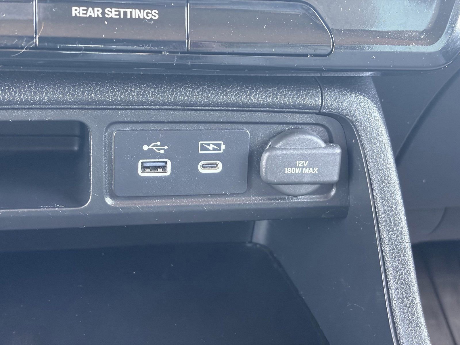 Used 2023 Honda Pilot LX image 30