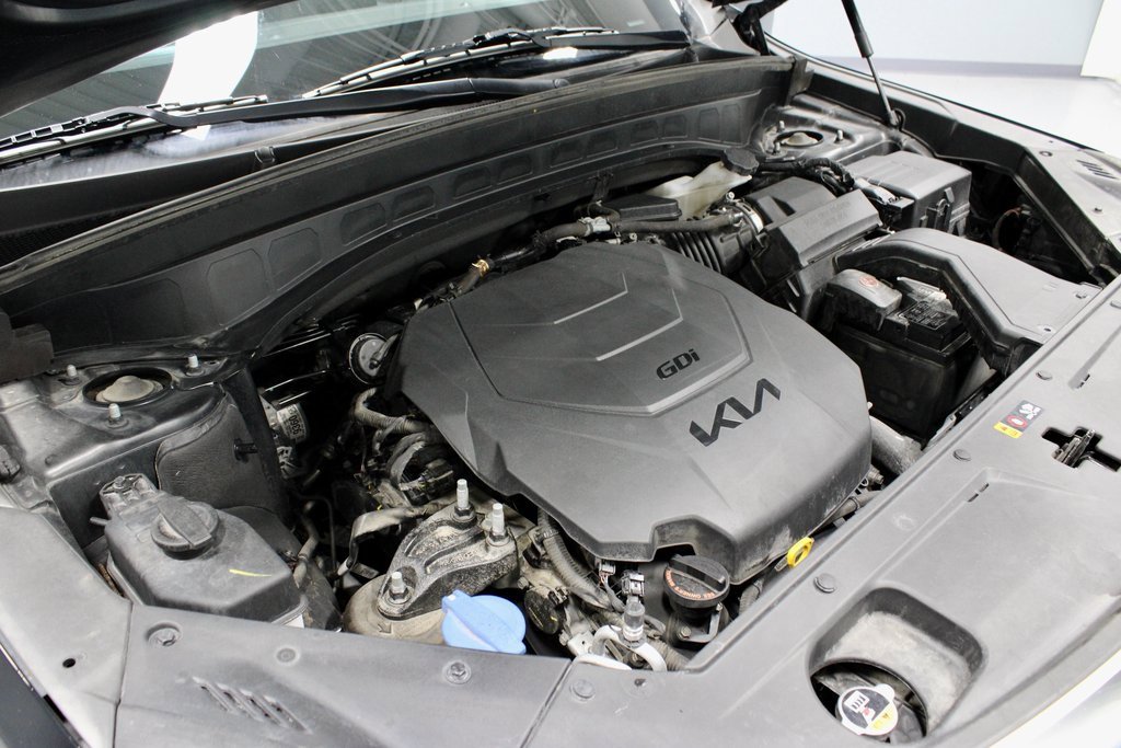 Used 2022 Kia Telluride SX w/ Towing Package image 16