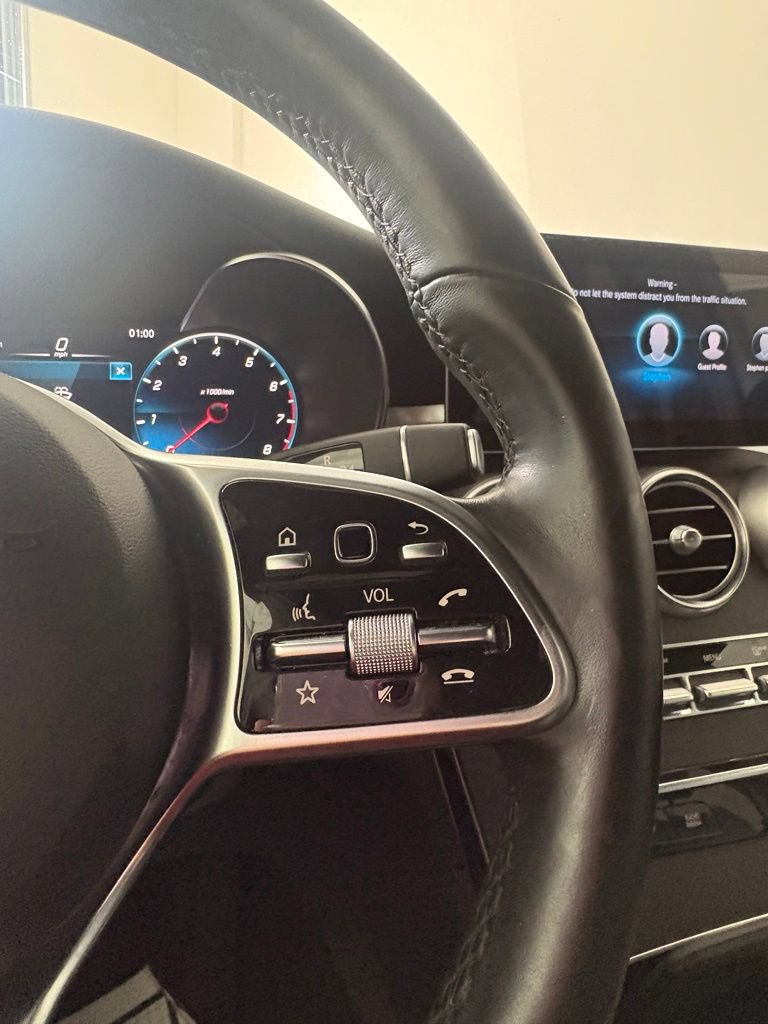 Used 2021 Mercedes-Benz GLC 300 4MATIC image 17