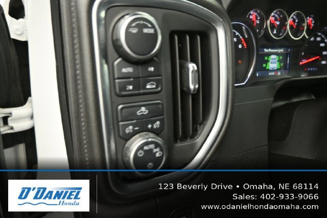 Used 2020 Chevrolet Silverado 1500 LT w/ All-Star Edition AWD/4WD image 28