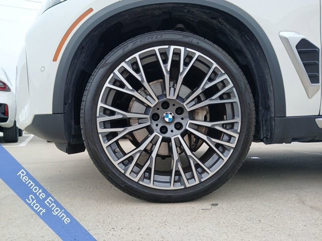 Used 2025 BMW X5 sDrive40i w/ Premium Package image 5