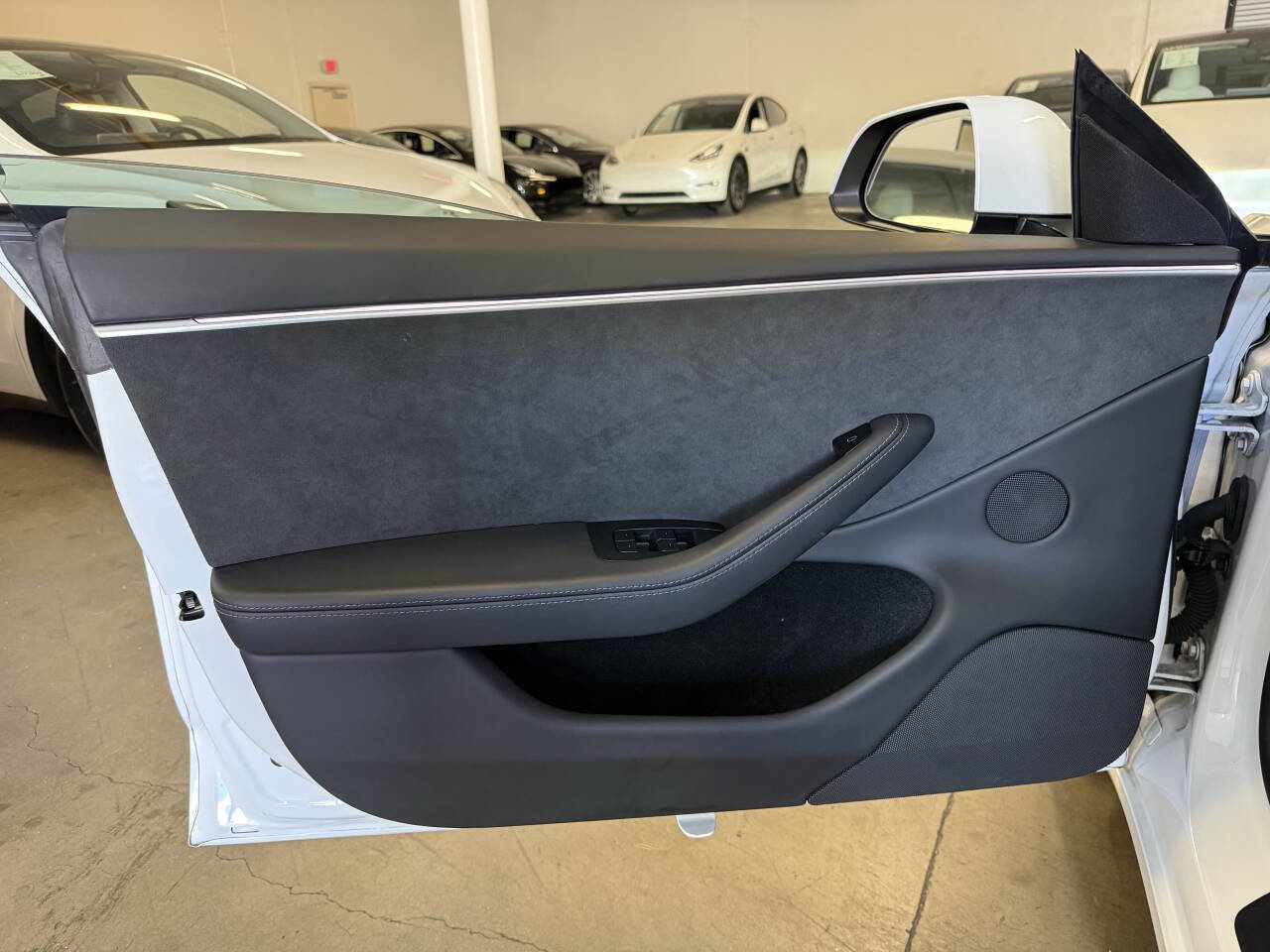 Used 2024 Tesla Model 3 Long Range AWD/4WD image 19