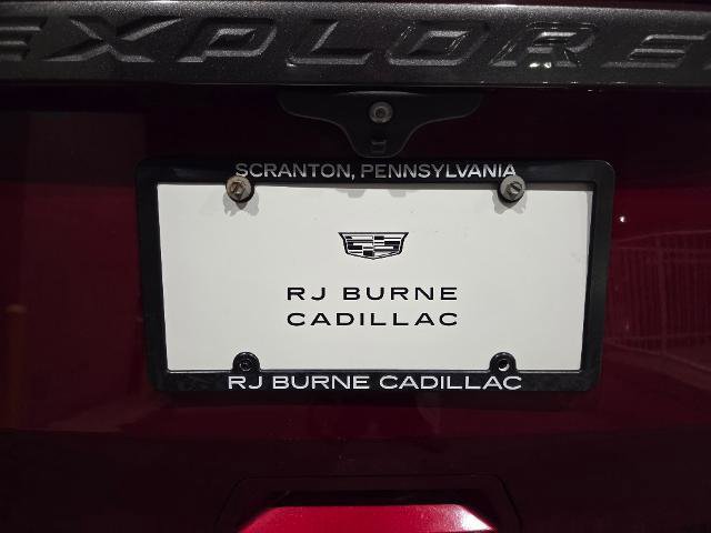 Used 2018 Ford Explorer XLT w/ Equipment Group 202A image 12