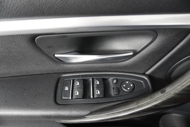 Used 2018 BMW 330i Sedan RWD image 20