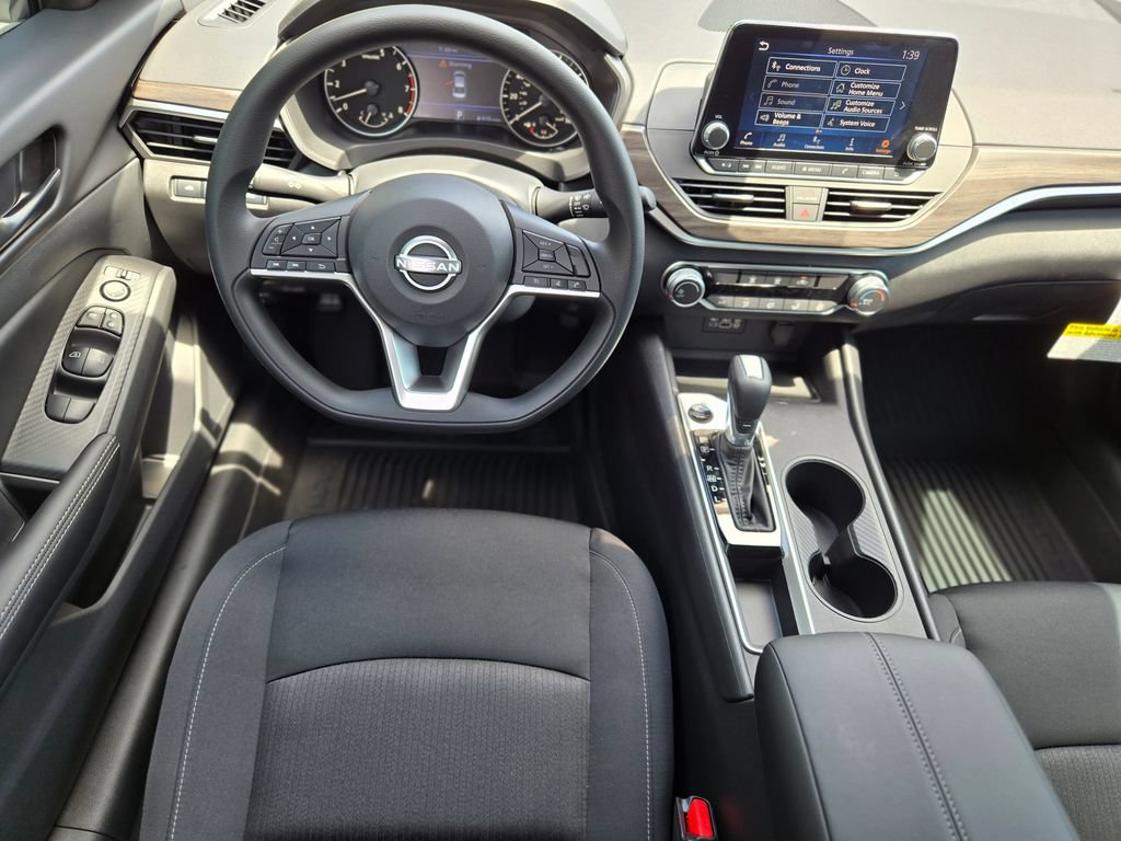 New 2026 Nissan Altima 2.5 SV FWD image 11