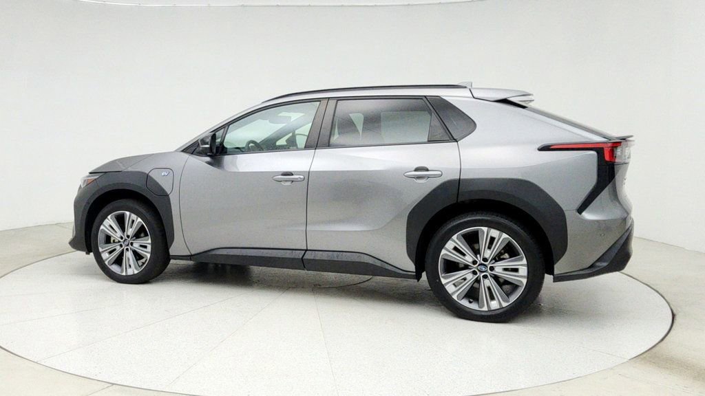 Used 2023 Subaru Solterra AWD image 7