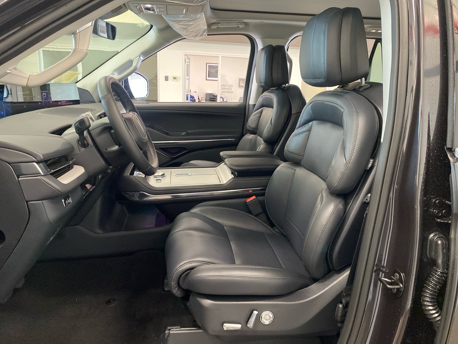 New 2027 Lincoln Navigator L Reserve AWD/4WD image 20