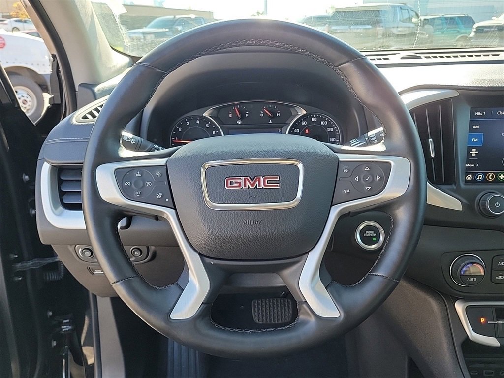 Used 2024 GMC Terrain SLT image 20