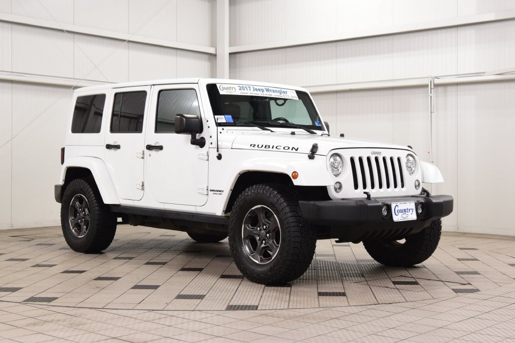 Used 2017 Jeep Wrangler Unlimited Rubicon w/ Cold Weather Group AWD/4WD image 2