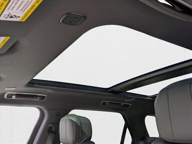 New 2025 Land Rover Range Rover Sport SE image 15