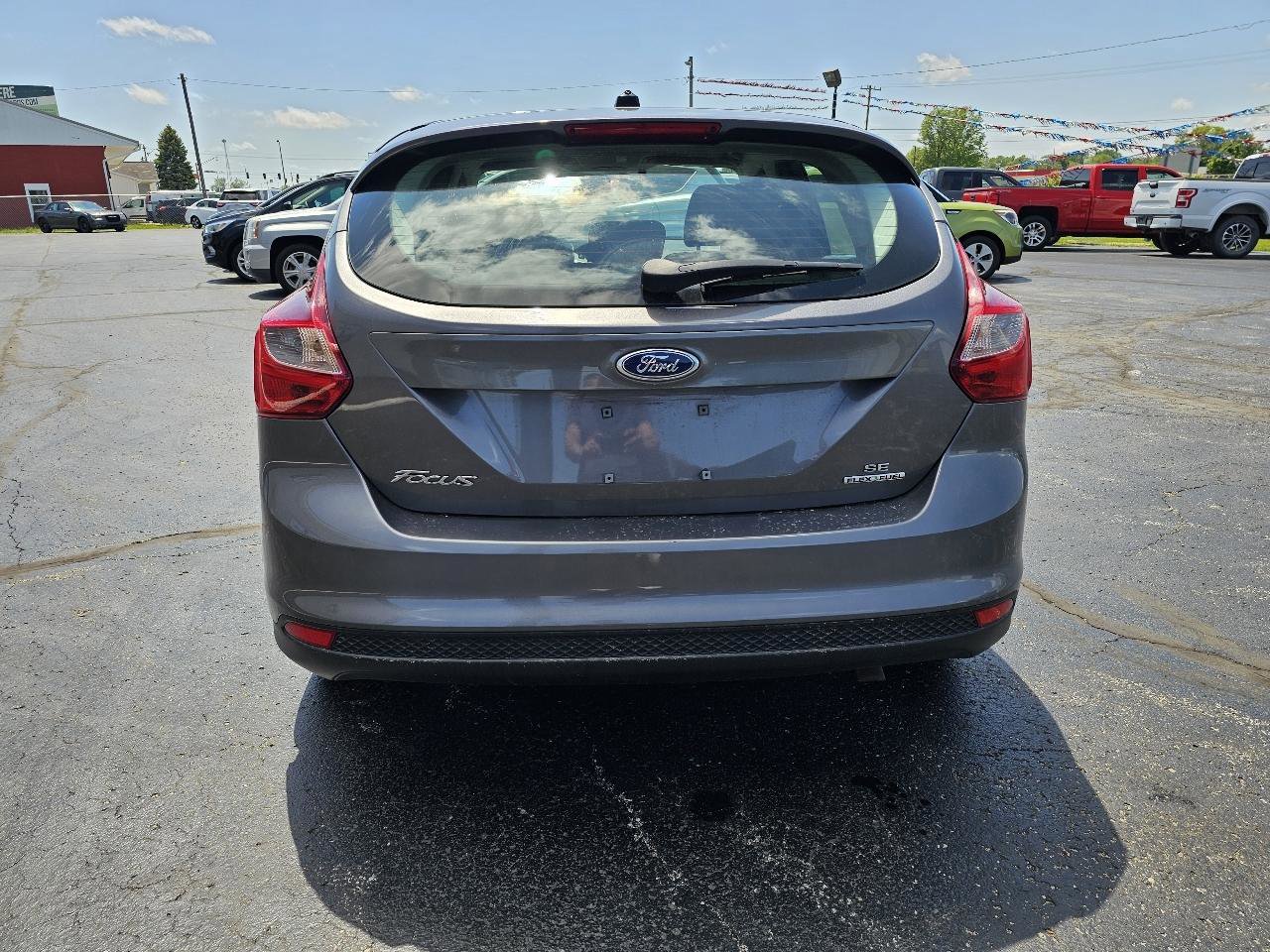 Used 2014 Ford Focus SE FWD image 24