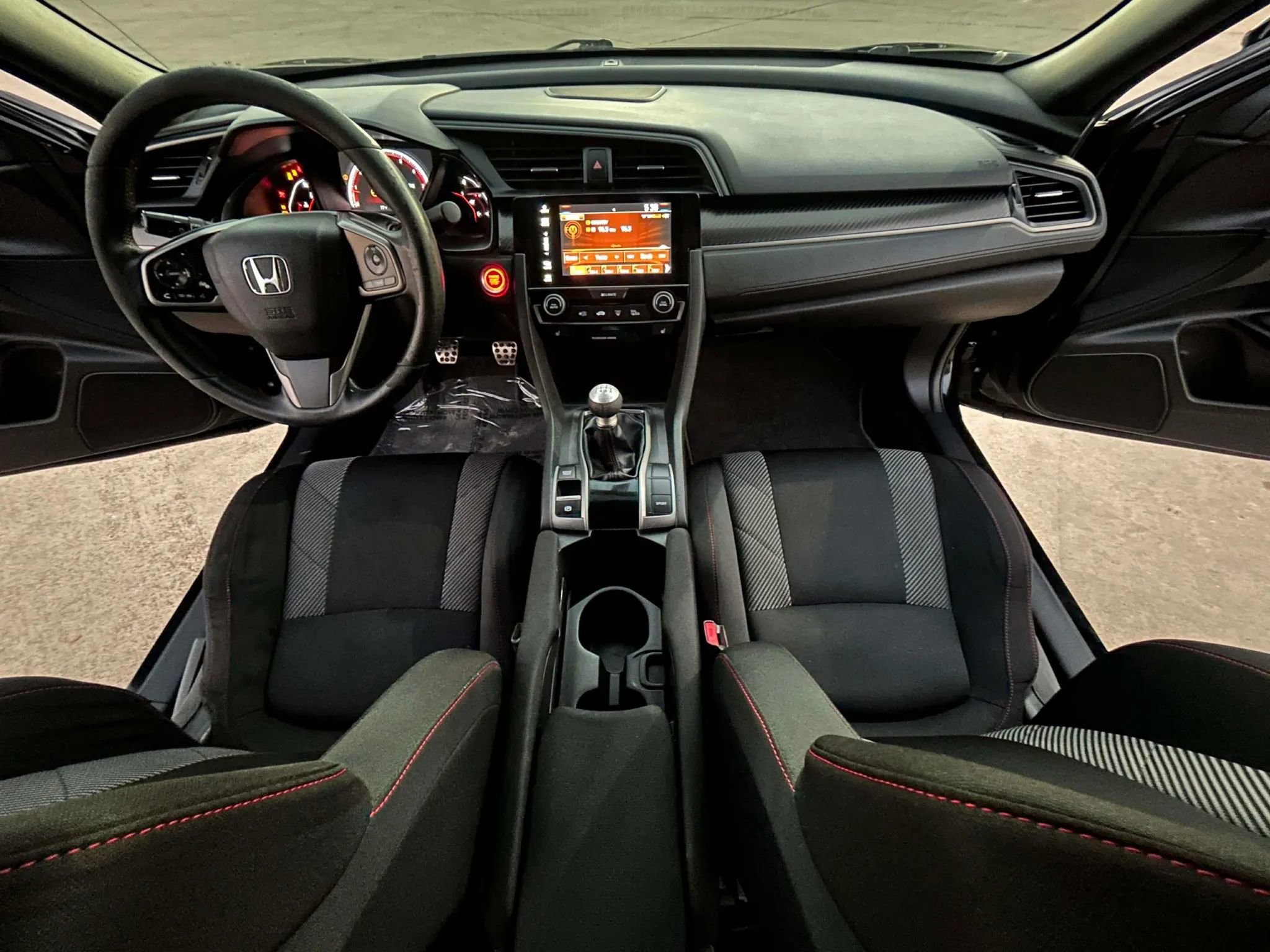 Used 2018 Honda Civic Si image 18