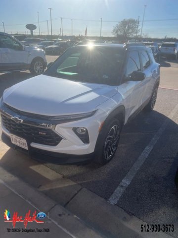 Used 2024 Chevrolet TrailBlazer RS w/ Driver Confidence Package image 1