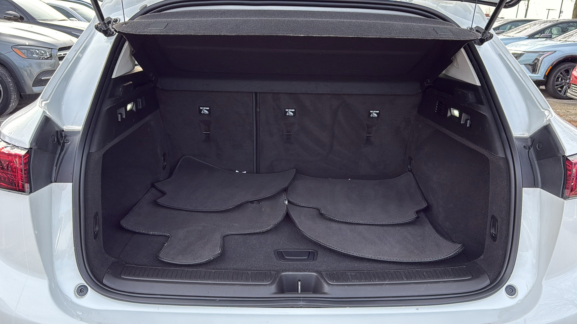 Used 2024 Buick Envision Sport Touring image 32