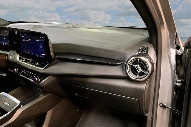 Used 2026 Chevrolet Equinox LT w/ Convenience Package II image 26