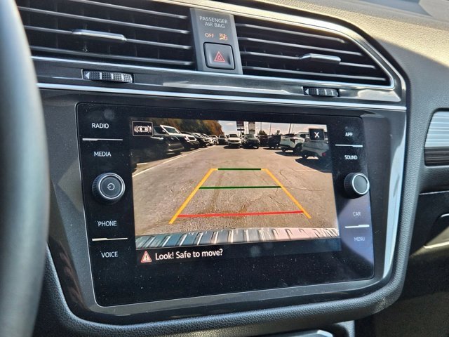 Used 2024 Volkswagen Tiguan Wolfsburg Edition image 17